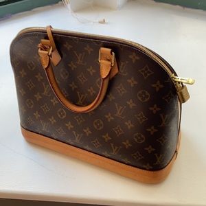 Louis Vuitton Alma large handbag, monogram